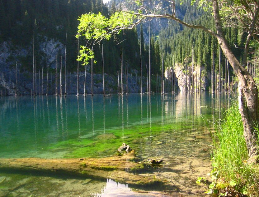Kaindy Lake